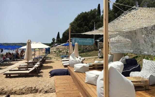 Peroulia Beach Houses