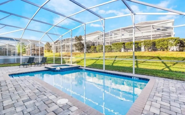 1562 OL - 8BR Tranquil Escape