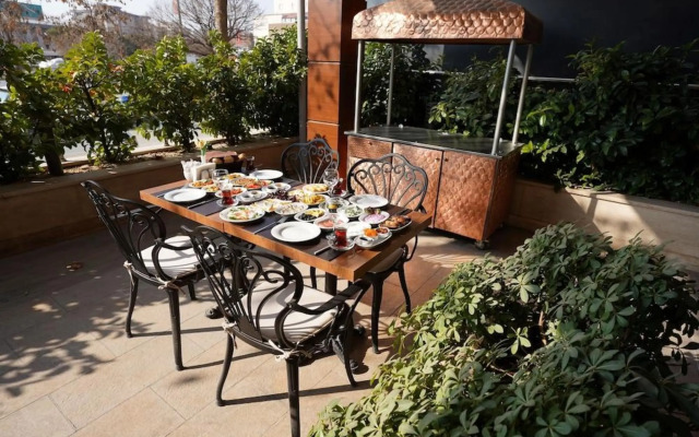 Safir Hotel