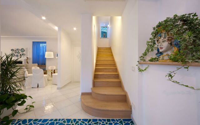 Villa Infinity