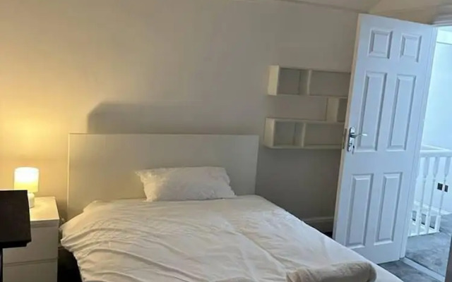 Serenity Haven 4-bed With Hottub,games,gym & More