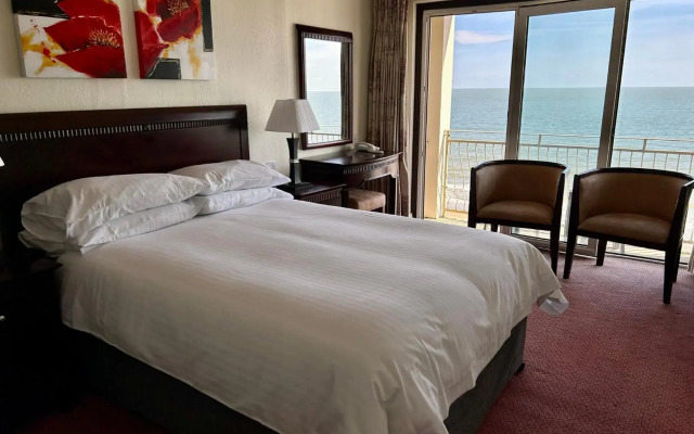 Sandringham Hotel