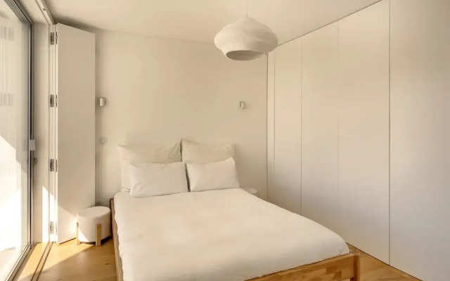 Ericeira Modern Bright With Pool by Homing