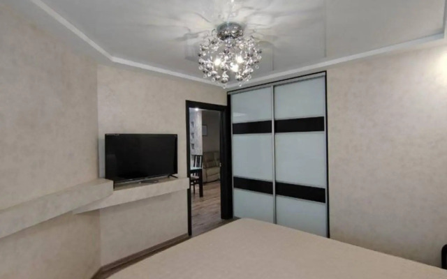 Cozy apartment on 26 Zhigura Street