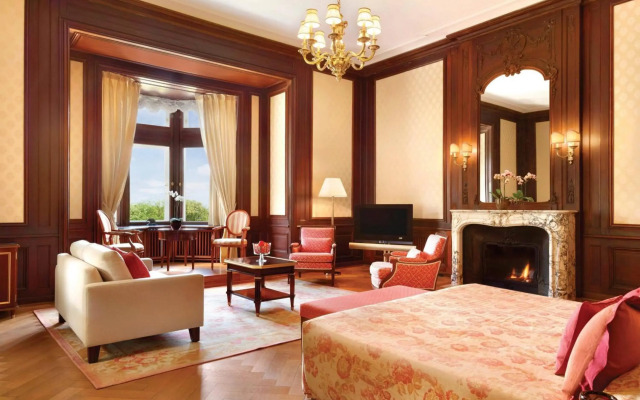 Villa Rothschild, an Autograph Collection Hotel