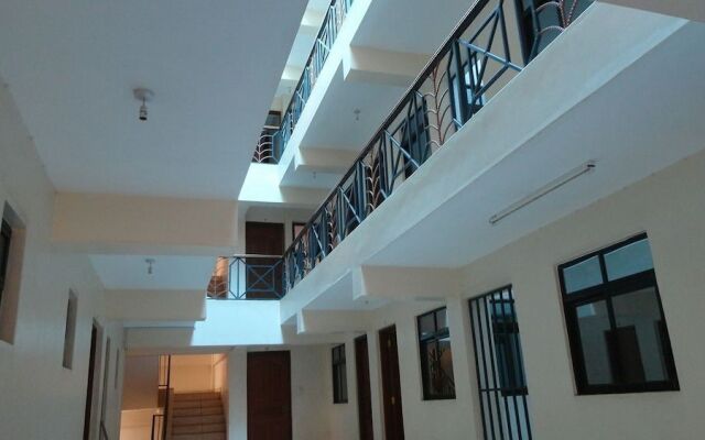 Ngara Riverside Lodge