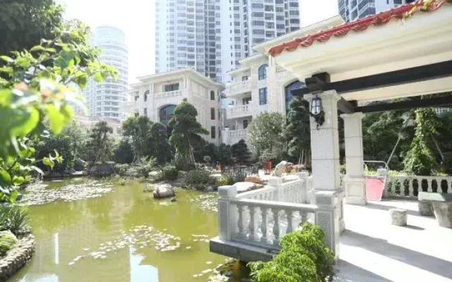 White Dolphins Villa