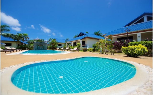 House With 3 Bedrooms in Phuket, With Pool Access, Enclosed Garden and