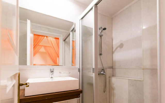 Hotel Antinea Suites & SPA