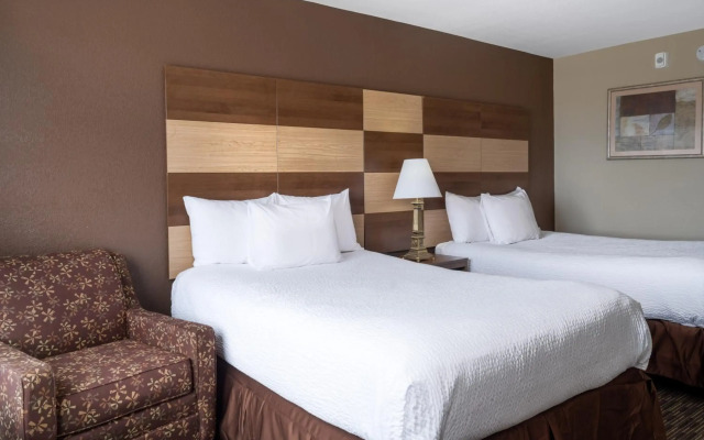 AmericInn by Wyndham Cedar Rapids North