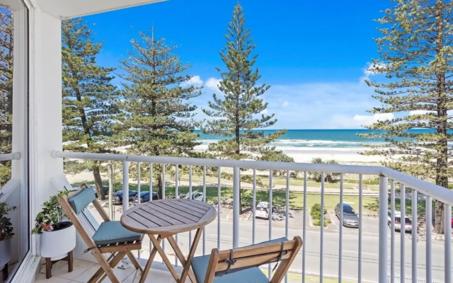 3 Bedroom Miami Oceanfront Apartment