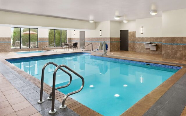 Hilton Garden Inn South Bend