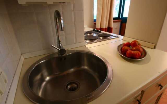 Apartment With Pool, Between sea and Mountains, Restaurant, Wifi