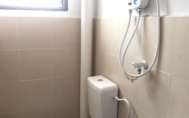 OYO 90493 JL Homestay