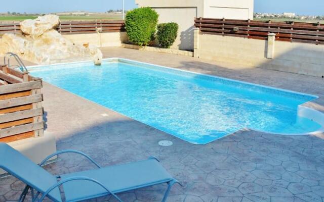 Olympians Apollon Apartment No. 202