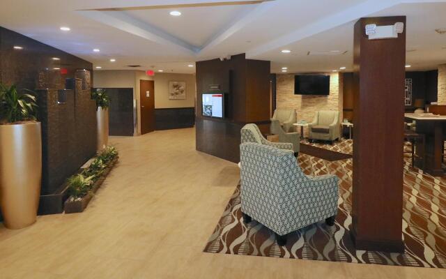 Radisson Hotel Southfield-Detroit