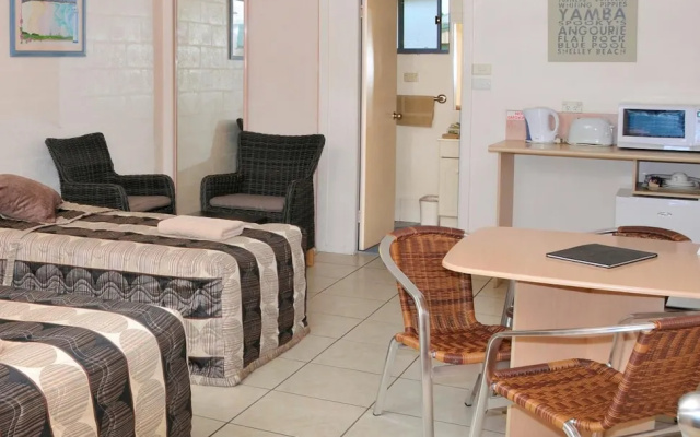 Yamba Twin Pines Motel