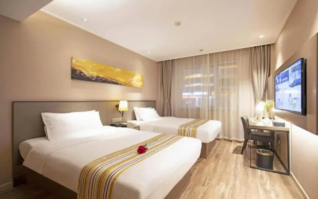 【locals】Taian Taishan District Baolongcity Square