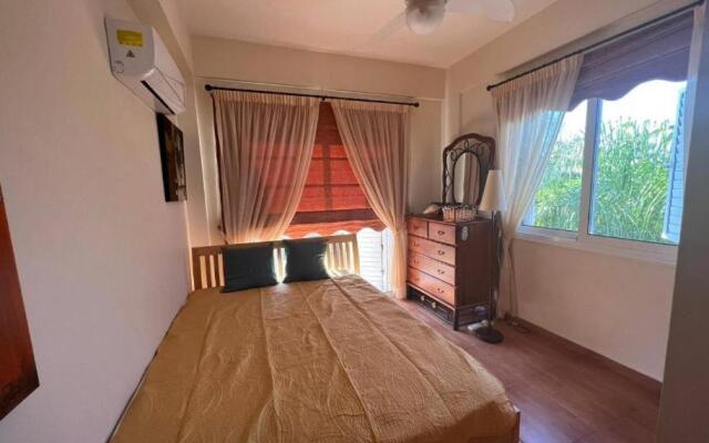 3bdr villa-pool/700m from a blue flag beach!
