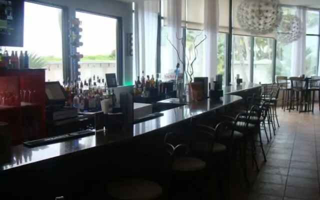 Casablanca by Design Suites Miami