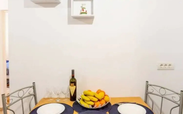 Modern & Stylish Apt of City 5min Beach