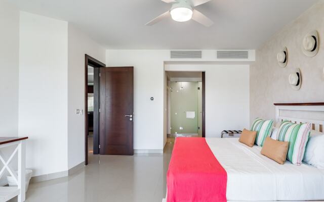 Casa Almajuma 415 S 2 Bedroom Condo by Redawning