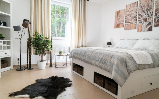 Beautiful Apartment in town centre (TLA/TDY/TLF)