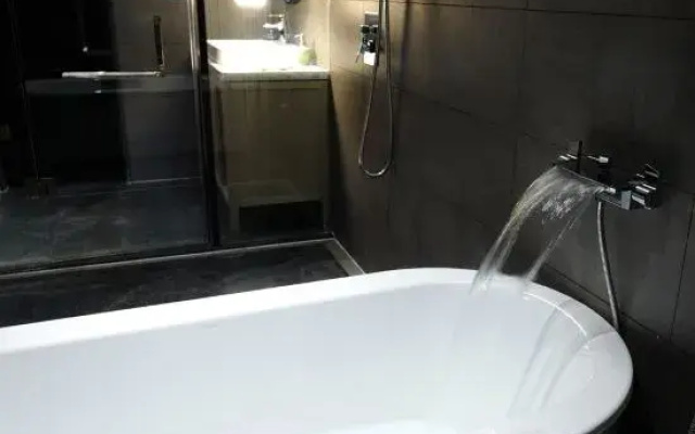 Jiusu Culture Hotel
