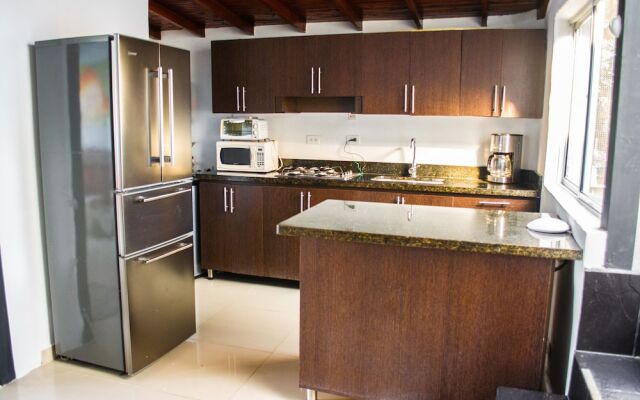 Icon Suites