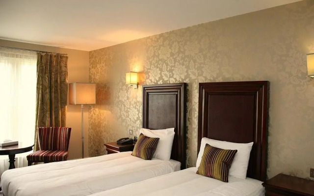 Shendish Manor Hotel & Golf Course