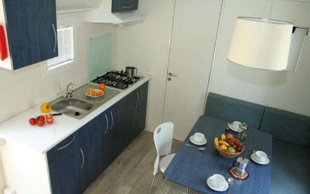 Happy Camp Mobile Homes in Brioni Sunny Camping