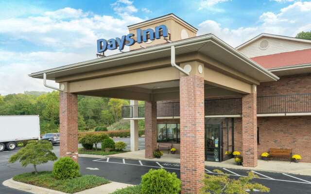 Days Inn by Wyndham Asheville Downtown North