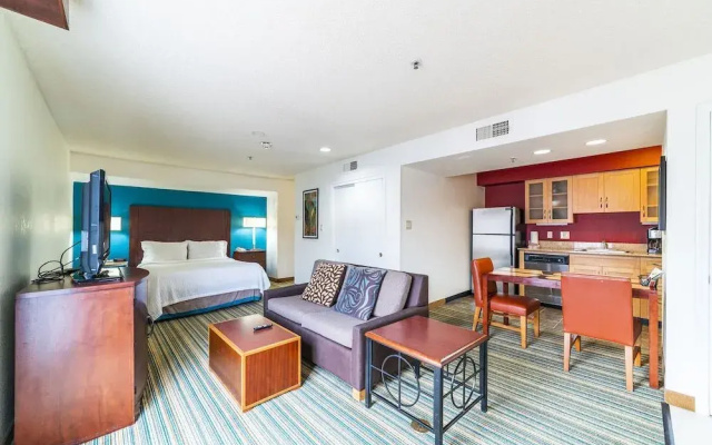 Metro Phoenix Extended Stay