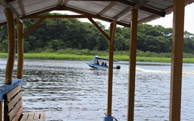 Tortuguero Hostel & Backpackers