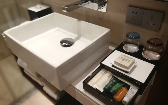 Hilton Garden Inn Shangri-La