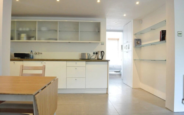 Fantastic 1 Bedroom Flat in Great Location