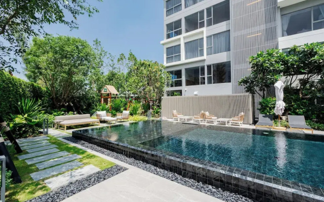 Cozy LakeSide apartments in Laguna