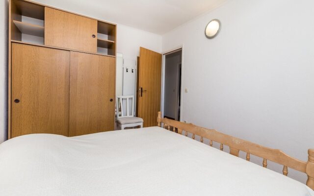 Nice Home in Barbat With Wifi and 1 Bedrooms