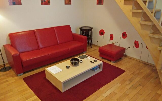 Apartments Tynska 7