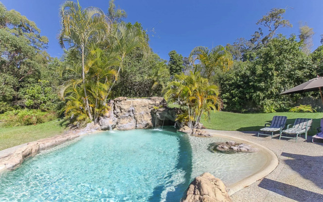 Kingfishers Manor @ Noosa