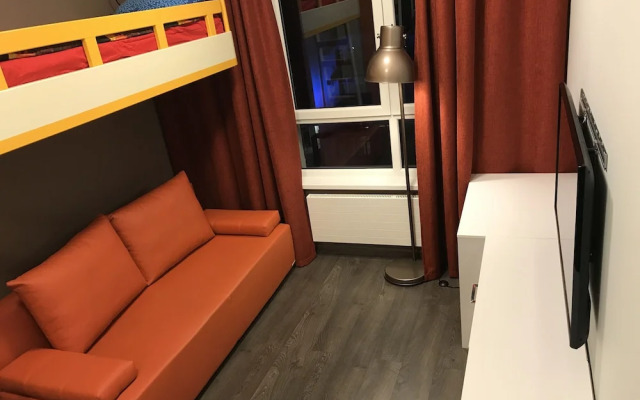 Улучшенные апартаменты Fenix на Парусной 21-603