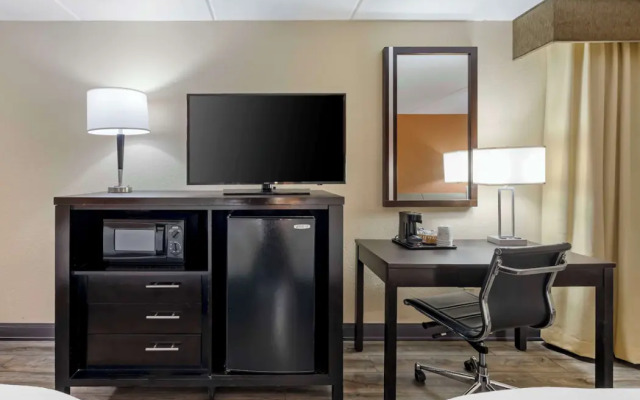 Spark by Hilton Kimball Hotel