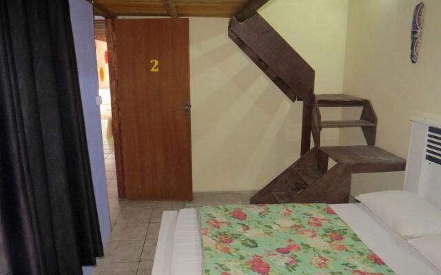 Livia Hostel Pousada