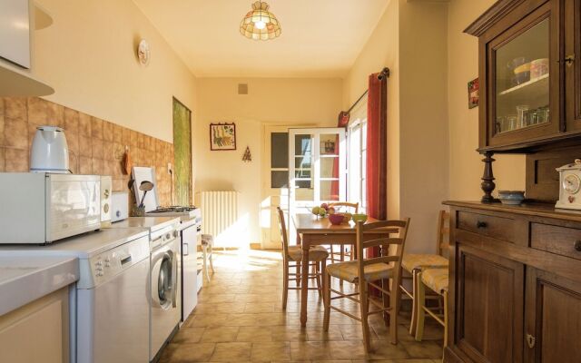 Graceful Holiday Home in Brignac-la-plaine With Terrace