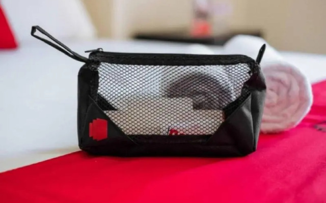 Reddoorz Hostel @ Faes Transient House