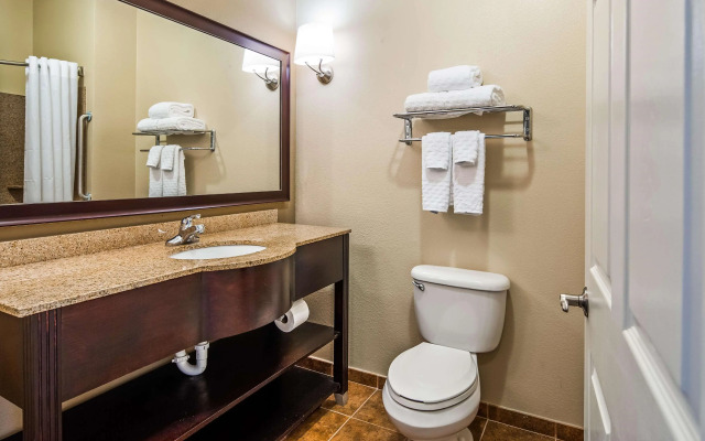 Best Western Dothan Inn & Suites