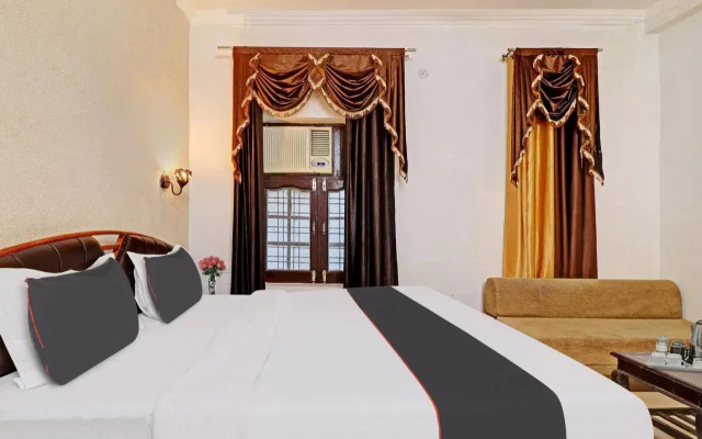 Collection O 808007 Hotel Tapovan Paradise