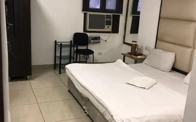 Hotel Satyam - New Delhi Railway Station