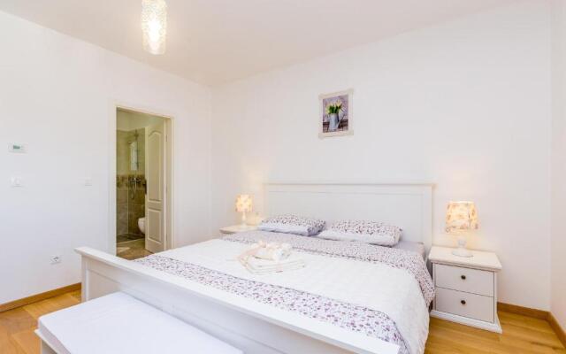 Holiday house Hojevica - Kras, Krk