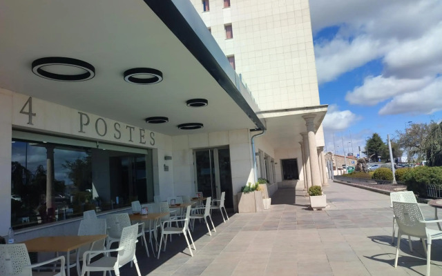 Hotel Sercotel Cuatro Postes